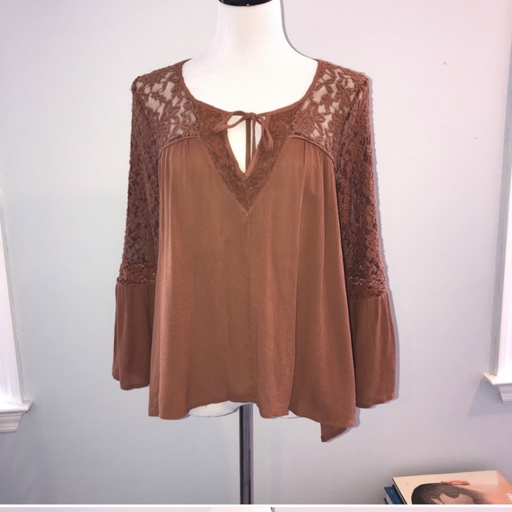 American eagle lace boho top size medium